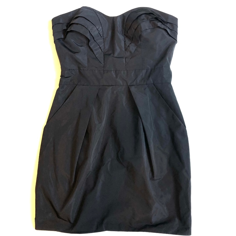 BCBG Generation Strapless Black Mini Dress with pockets Size 6
